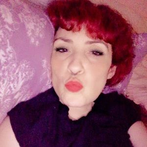 Meet your Posher, Flower